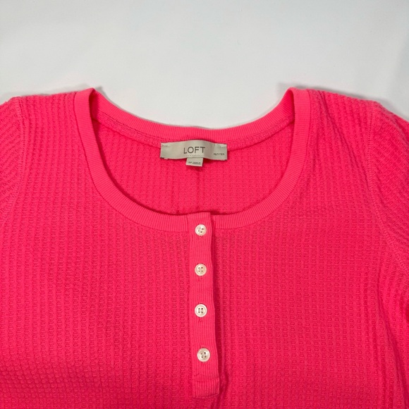 Loft Women's Longsleeve Waffle Knit Henley Button Small Petite SP Pink Shirt Top - Picture 3 of 4